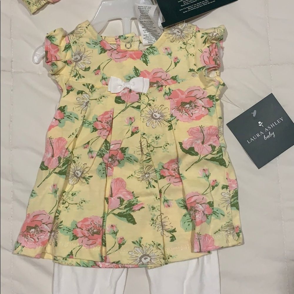 NWT Laura Ashley baby girl set - Picture 2 of 7